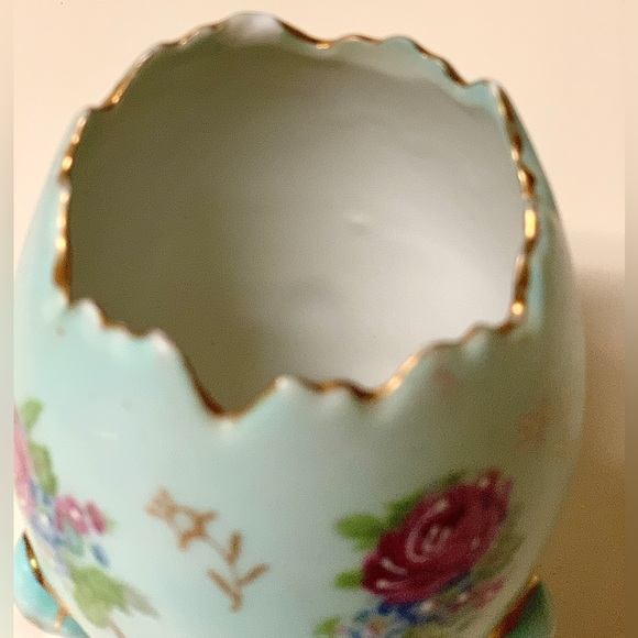 Vintage 1950s Napcoware Gold Trim Rose Design 3 Footed Ceramic Egg Vase - Picture 11 of 16